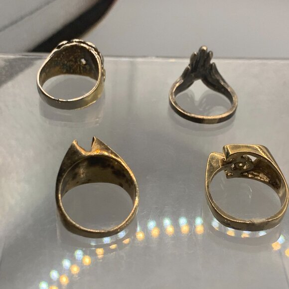 4ct Vintage Unisex Salesman Sample UNMARKED ELECTRO PLATED Size 8 Rings - Picture 2 of 2